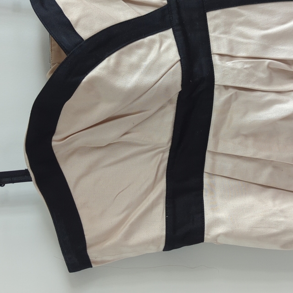 H&M semiformal dress with adjustable removable straps, size 10 - Picture 3 of 7